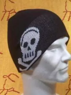 skate beanie doodshoofd-2